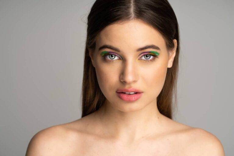 Makijaż do zielonych oczu. Cienie do zielonych oczu